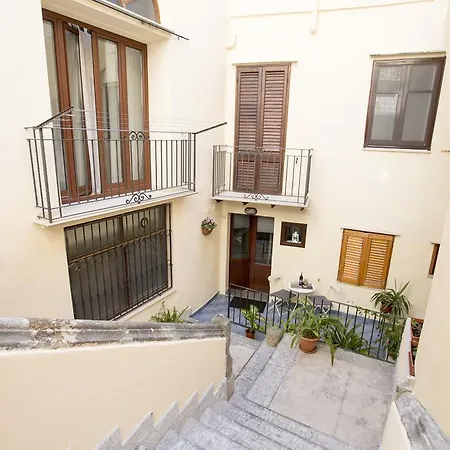 Orchidea Studio Apartment